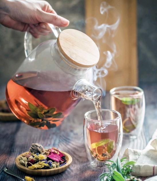 Thermo Glass Teapot 54 Fl Oz | High temperature and shock resistant - Copper State Home + Iron
